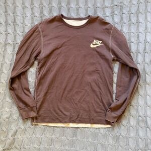 Reversible Nike long sleeve tee 🤎